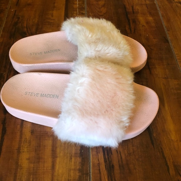 Steve Madden slides - Picture 2 of 6